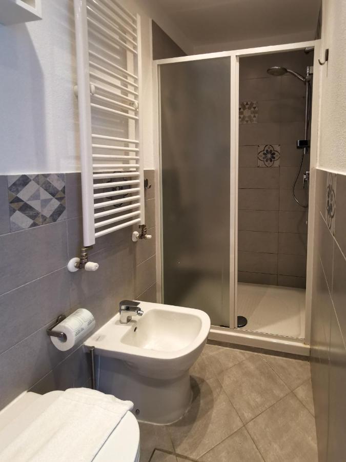 L'Arche Comfort&Relax, Sweet Home Via Eraclito Milan Bagian luar foto