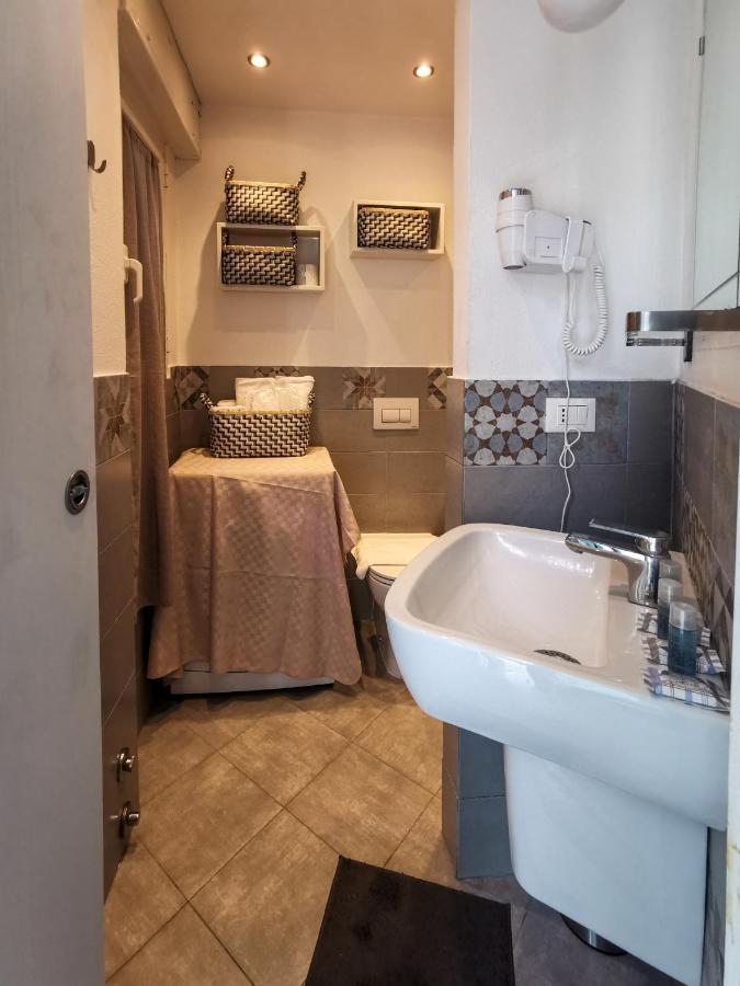 L'Arche Comfort&Relax, Sweet Home Via Eraclito Milan Bagian luar foto